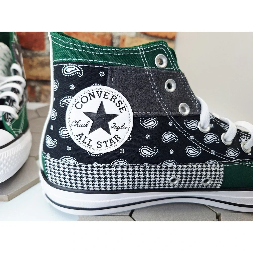 The Converse Chuck Taylor new without